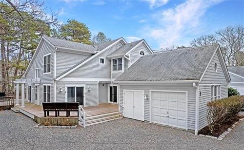 10-150 Cove Rd, Vineyard Haven, MA, 02568-6516 | Card Image