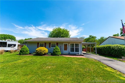 1726 Tennyson Dr, Clarksville, IN, 47129-2040 | Card Image