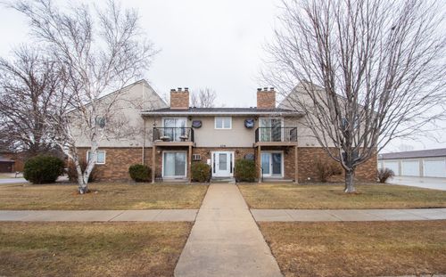 2379-2-2379 20 1/2 Avenue S, Fargo, ND, 58103 | Card Image