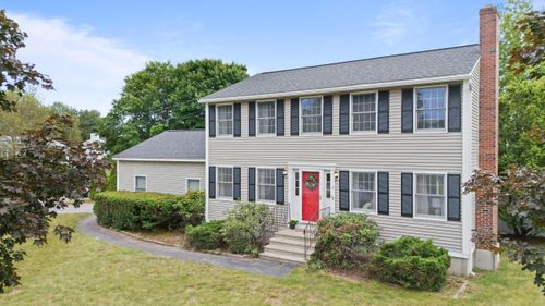 13 Becky Dr, Salem, NH, 03079-3284 | Card Image