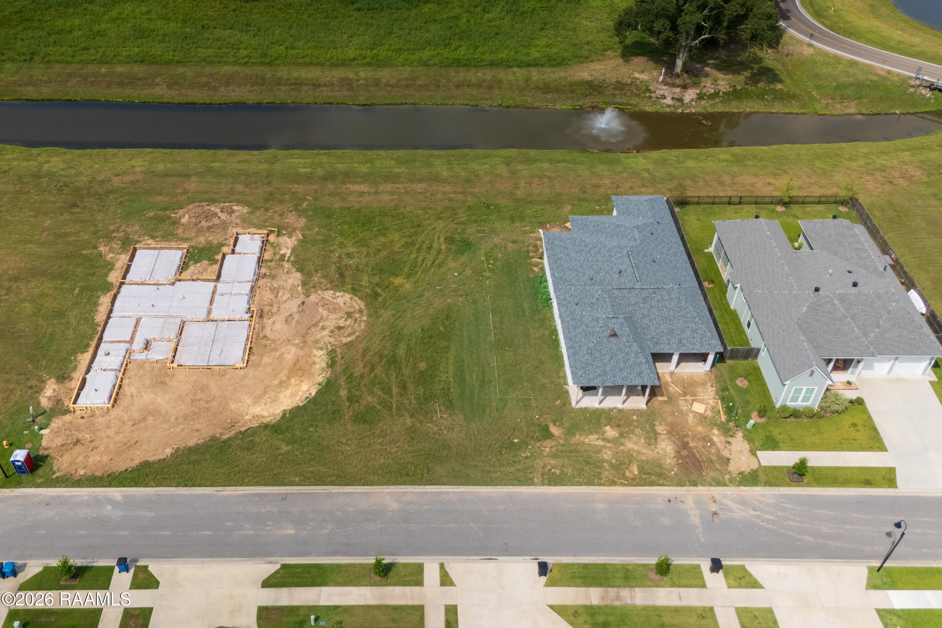 Land in Scott 5