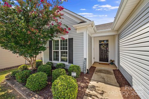 20151 Dovekie Ln, Fort Mill, SC, 29707-0083 | Card Image