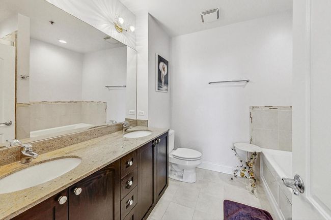 Ensuite to primary bedroom | Image 17