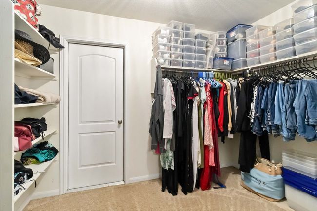 Walk in closet. | Image 13