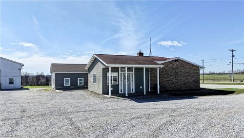 7400 State Route 515, Millersburg, OH, 44654-8809 | Card Image