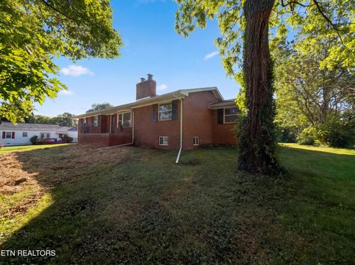 1204 Britton Dr, Knoxville, TN, 37912-4701 | Card Image