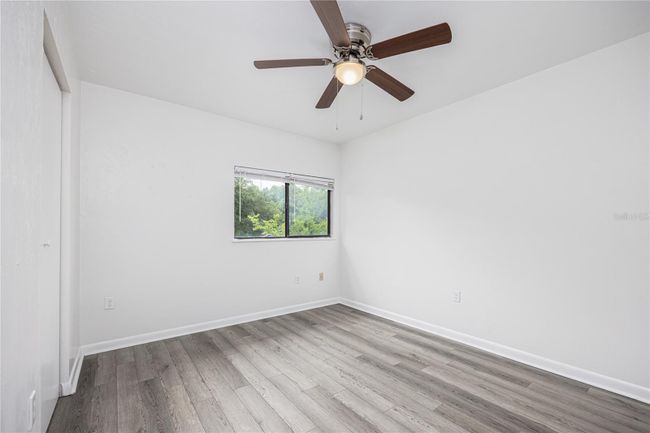 Right Rear Bedroom | Image 10