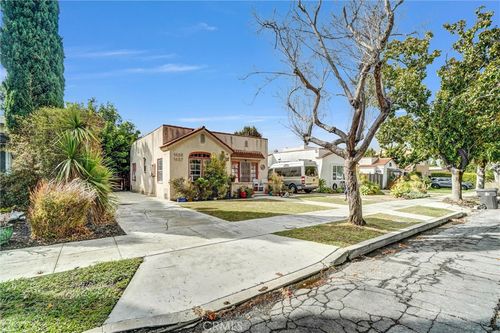 1425 Park Ave, Long Beach, CA, 90804-3102 | Card Image