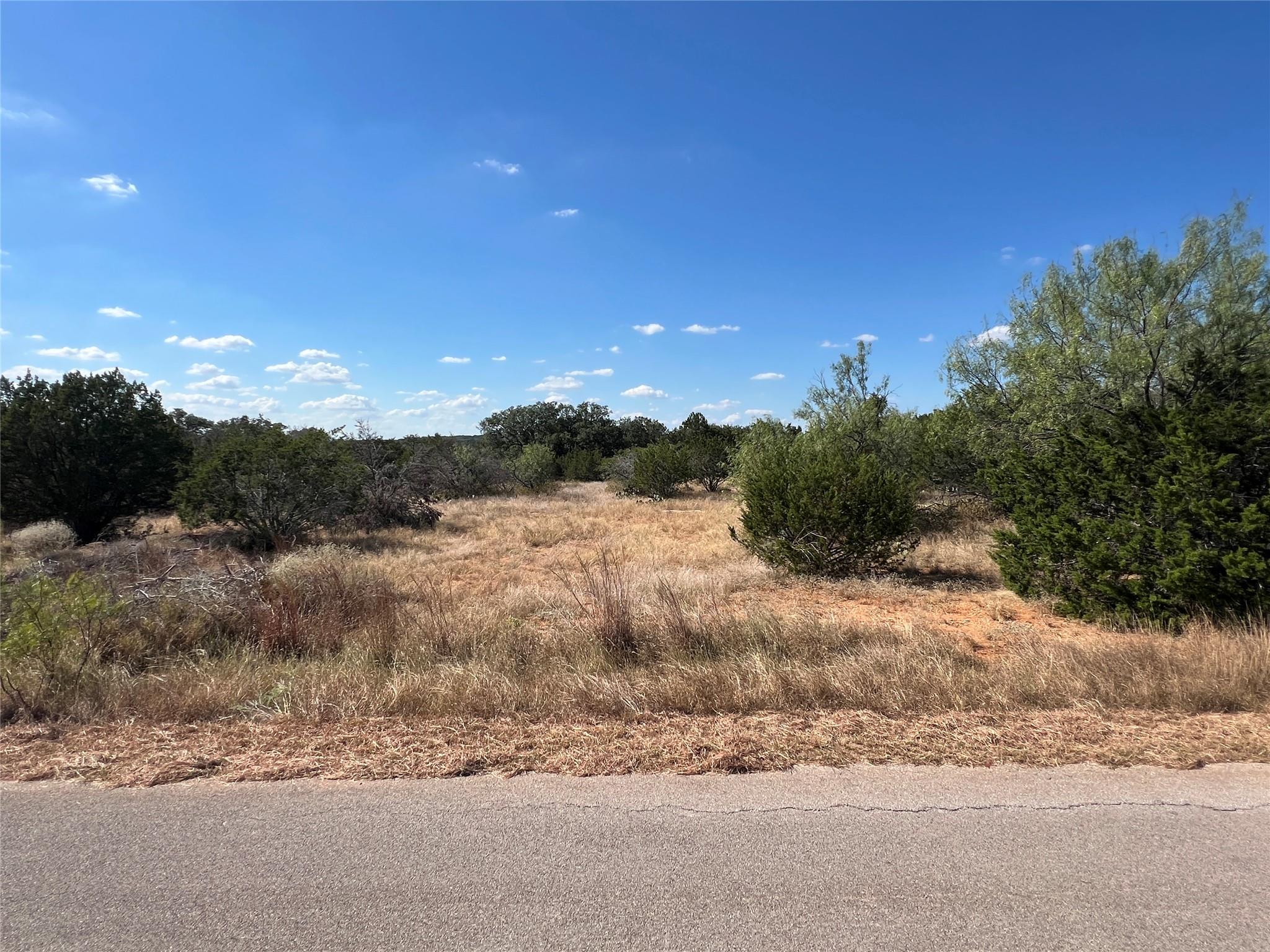Land in Lago Vista