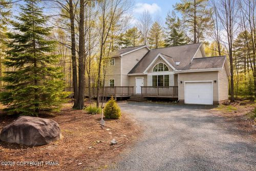 504 Galion Dr, Tamiment, PA, 18371-9427 | Card Image