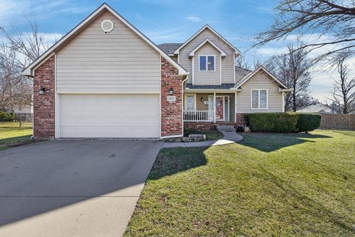 1802 Kendrick Ln, El Dorado, KS, 67042-4064 | Card Image