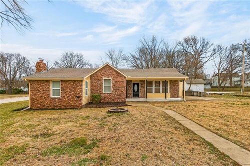 309 W Piankishaw Street, Paola, KS, 66071 | Card Image
