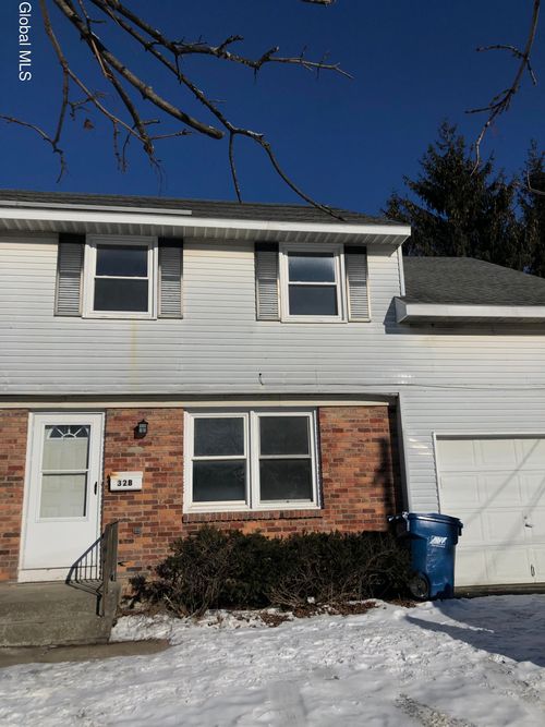 b-32 Swayze Dr, Latham, NY, 12110-4920 | Card Image