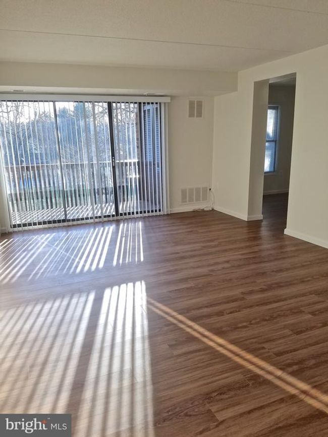 APT-201 - 5253 W Running Brook Rd, Condo with 3 bedrooms, 2 bathrooms and null parking in COLUMBIA MD | Image 9