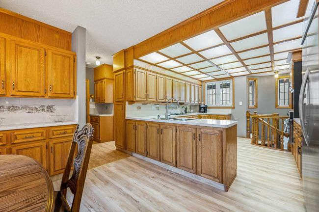 1108 Premier Way Sw, House detached with 4 bedrooms, 3 bathrooms and 4 parking in Calgary AB | Image 7