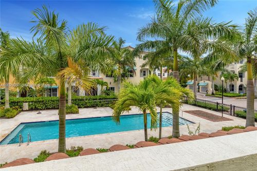 12432 18th Ct, Pembroke Pines, FL, 33028-2629 | Card Image