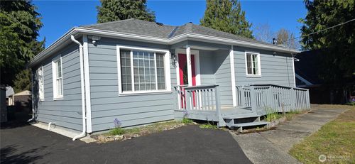 12053 70th Ave S, Seattle, WA, 98178-4171 | Card Image