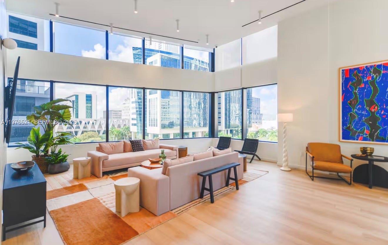 Residential Lease in Miami 2