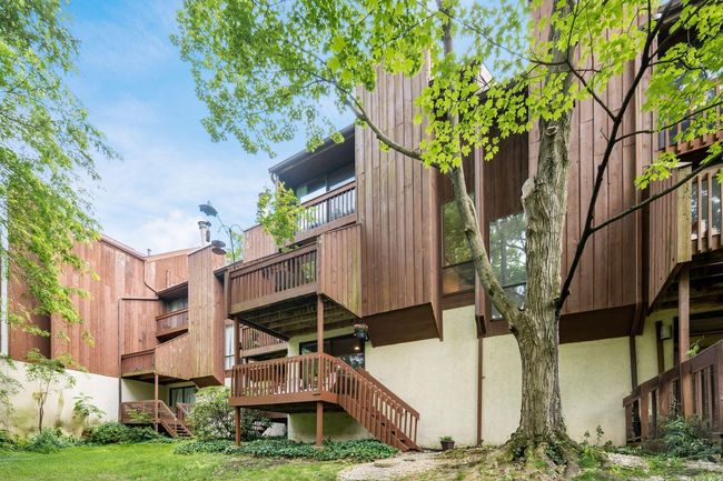 4958 Wintersong Ln, Condo with 2 bedrooms, 3 bathrooms and null parking in Westerville OH | Image 38