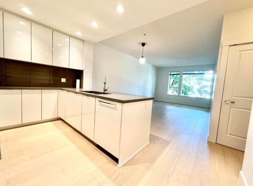 319-255 W 1st St, North Vancouver, BC, V7M3G8 | Card Image
