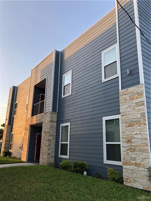 apt-2-521 N Cynthia St, McAllen, TX, 78501-8741 | Card Image