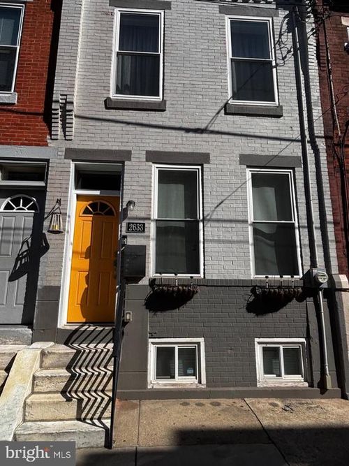 2633 Earp St, PHILADELPHIA, PA, 19146-3824 | Card Image