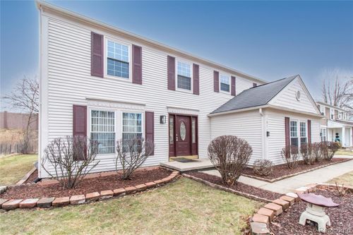 1871 Fleetwood Dr, Troy, MI, 48098-2555 | Card Image