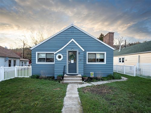 20 S Haggin Ave, Red Lodge, MT, 59068-9004 | Card Image
