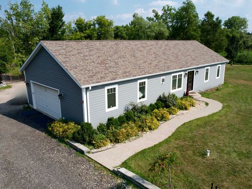 40661 N Delany Rd, Wadsworth, IL, 60083-9272 | Card Image