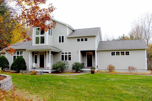 648 Haverhill Rd, Chester, NH, 03036-4249 | Card Image