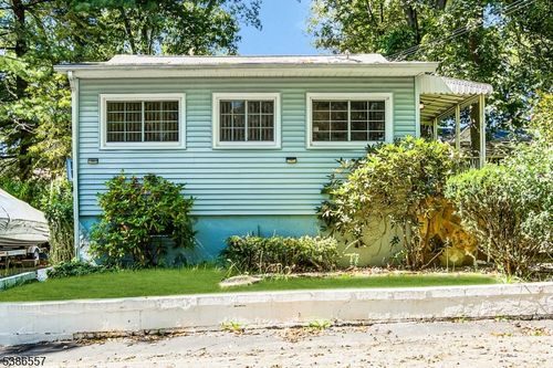 118 Tulsa Trl, Hopatcong, NJ, 07843-1236 | Card Image