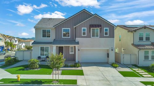 18100 Tableau Way, Saugus, CA, 91350-5898 | Card Image