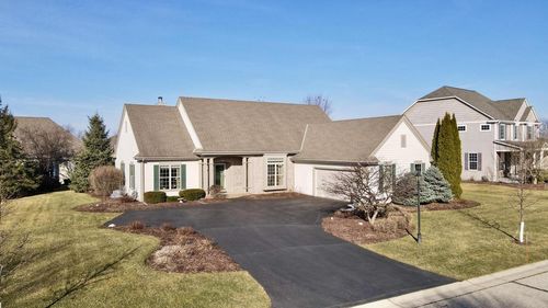1864 River Lakes Road, Oconomowoc, WI, 53066 | Card Image