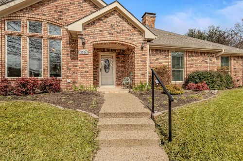 3704 Queenswood Pl, Garland, TX, 75040-0906 | Card Image