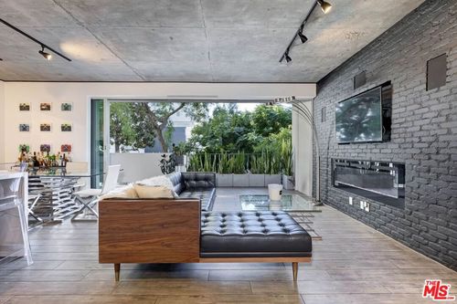 203-818 N Doheny Drive, West Hollywood, CA, 90069 | Card Image