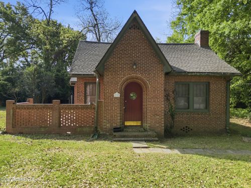 131 E Baldwin Street, Milledgeville, GA, 31061 | Card Image