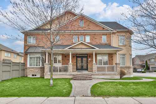 2 Serene Way, Vaughan, ON, L4J8Z8 | Card Image
