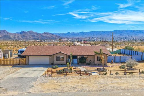 62111 Crestview Dr, Joshua Tree, CA, 92252 | Card Image