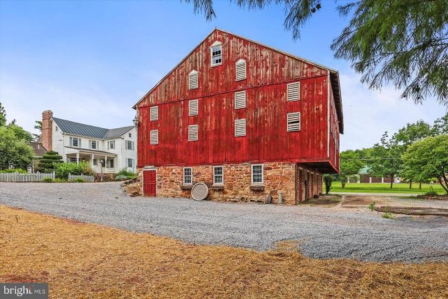 825 White Hall Rd, House other with 3 bedrooms, 3 bathrooms and null parking in LITTLESTOWN PA | Image 74