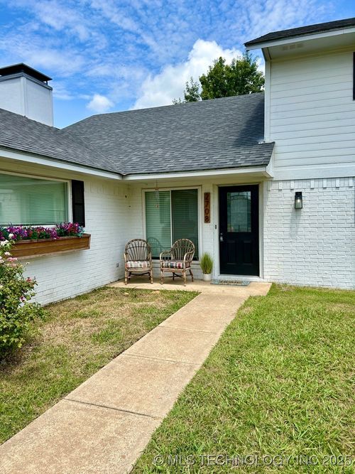 2708 Little John Dr, Durant, OK, 74701-1661 | Card Image