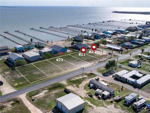 500 N Bayshore Dr, Port Mansfield, TX, 78598 | Card Image