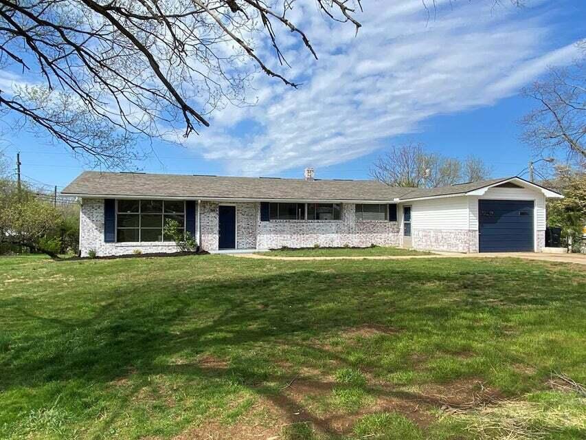 Walker Dr, Morristown, TN 37814