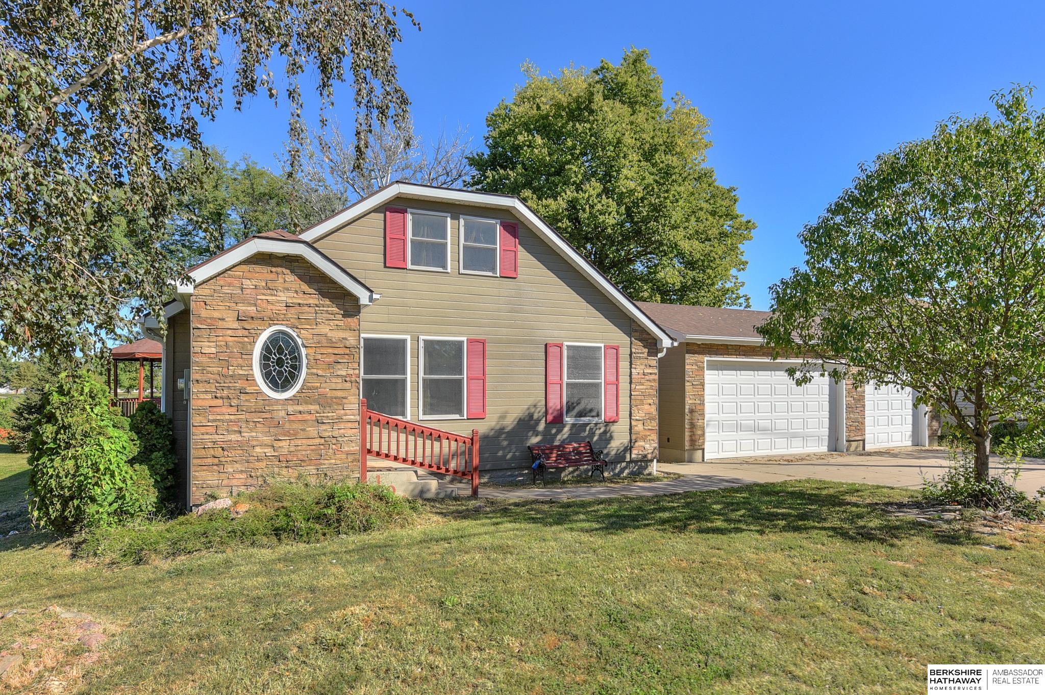Comanche St, Council Bluffs, IA 51501