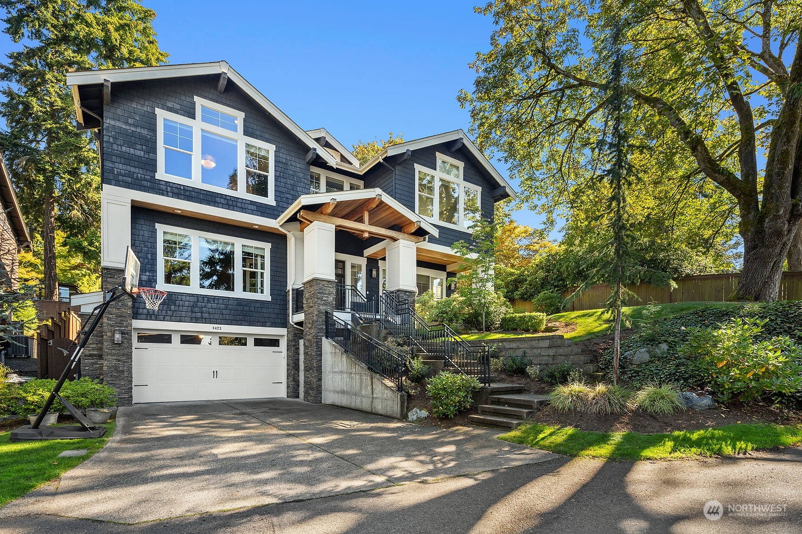 46th St, Mercer Island, WA 98040