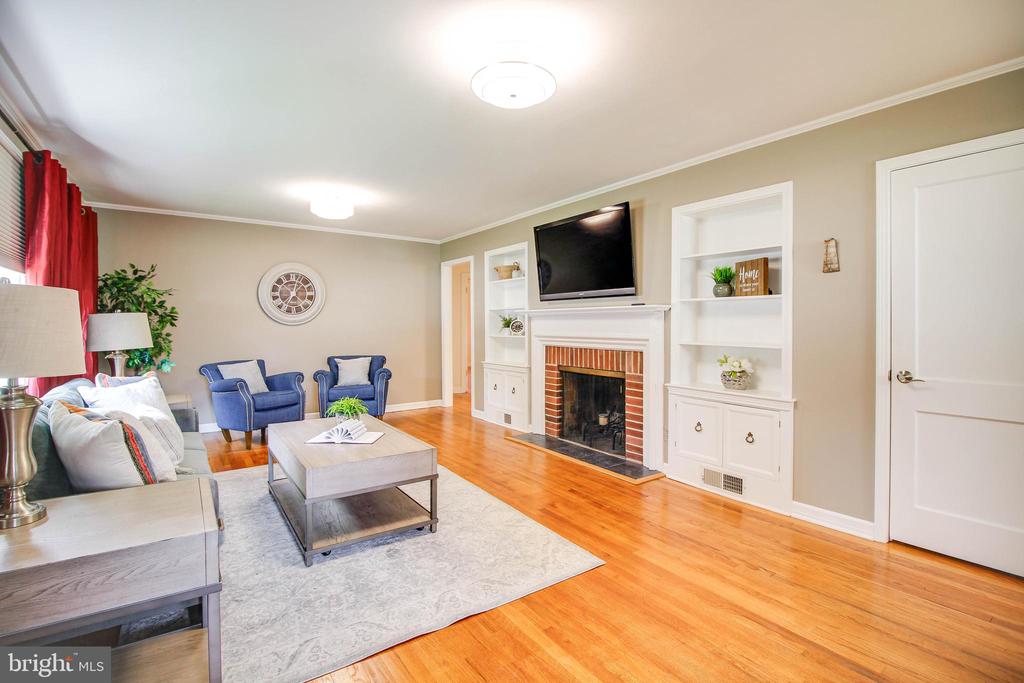 Rushley Rd, Parkville, MD 21234
