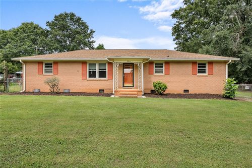 204 Friendship Ln, Anderson, SC, 29624-6221 | Card Image