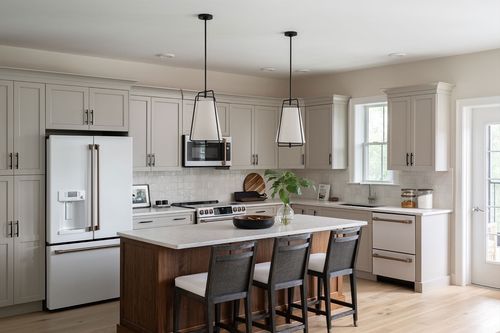 1-62 Oxbow, Raynham, MA, 02767 | Card Image