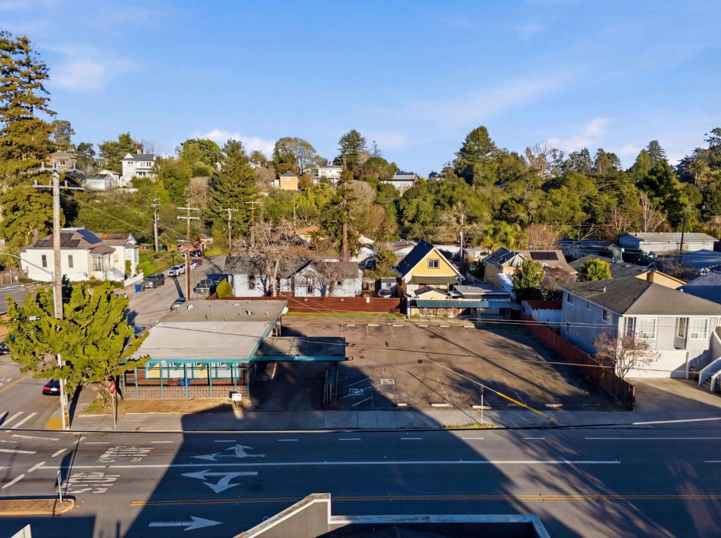 Commercial Sale in Santa Cruz 4