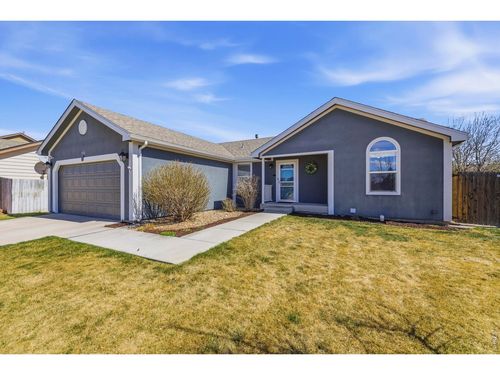 331 S Maple Ave, Eaton, CO, 80615-8233 | Card Image