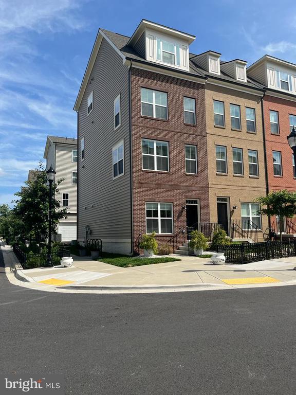 Vuillard St, Silver Spring, MD 20906